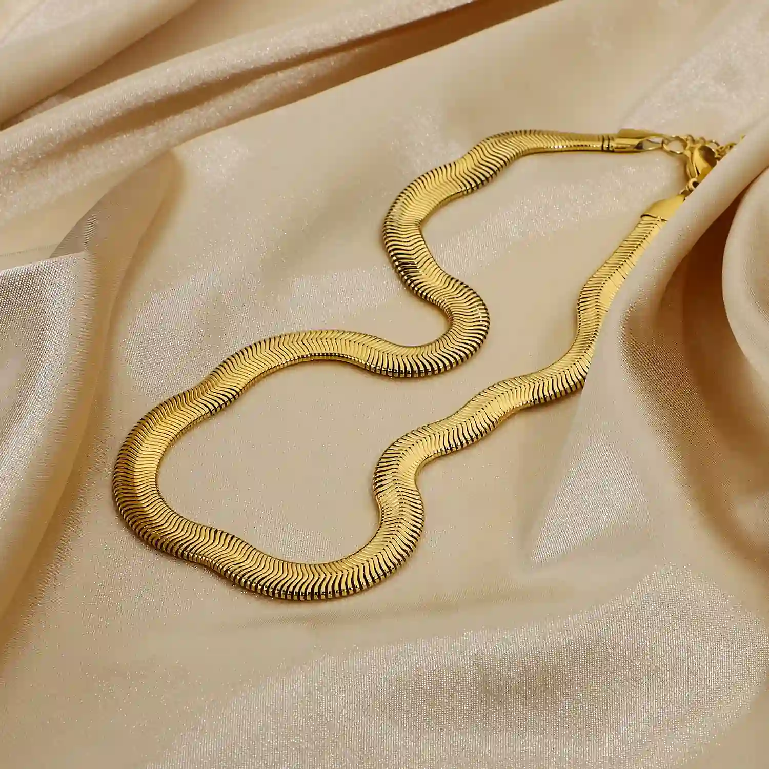 gugCGold-Plated-Stainless-Steel-Snake-Chain-Necklace-Bracelets-For-Women-8mm-Choker-Necklace-Stacking-Jewelry (1)