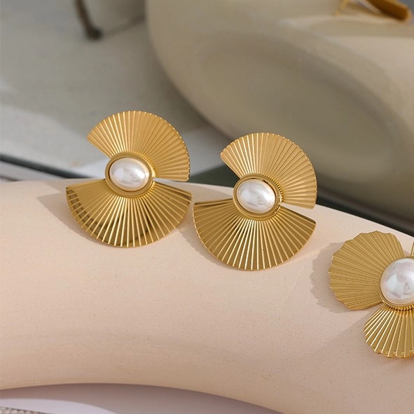 7xY2Yhpup-Charm-Fan-Imitation-Pearl-Flowers-Stainless-Steel-Hyperbolic-Fashion-Big-Stud-Earrings-Trendy-Personality-Jewelry (1)